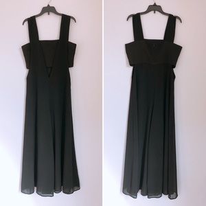 Sleeveless wide leg jumpsuit